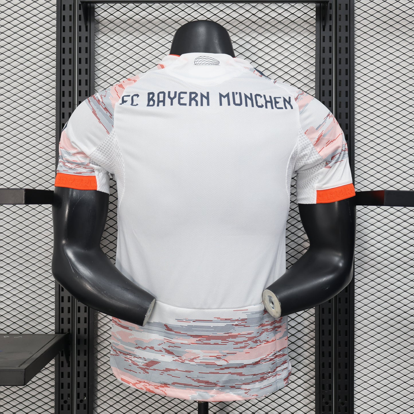 Bayern Munich 25-26 Away
