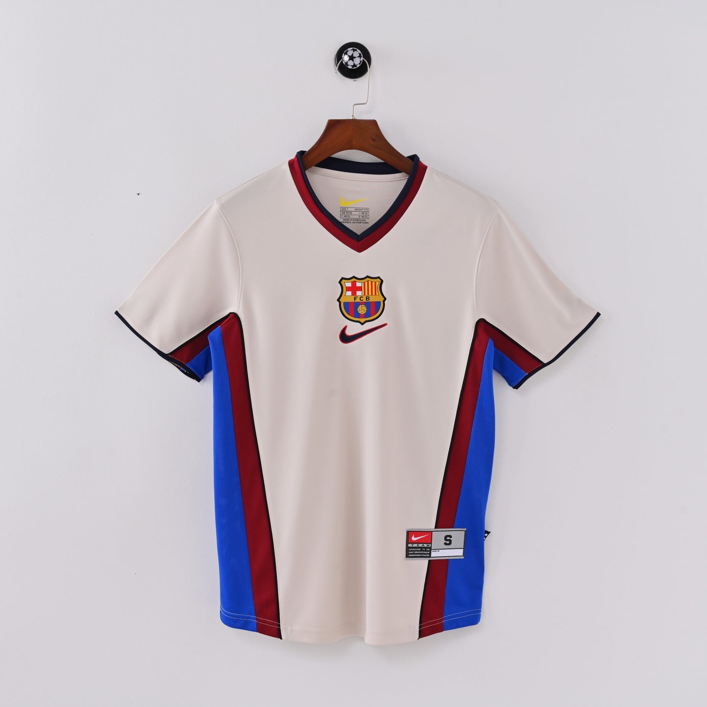 Barcelona away 1998/99