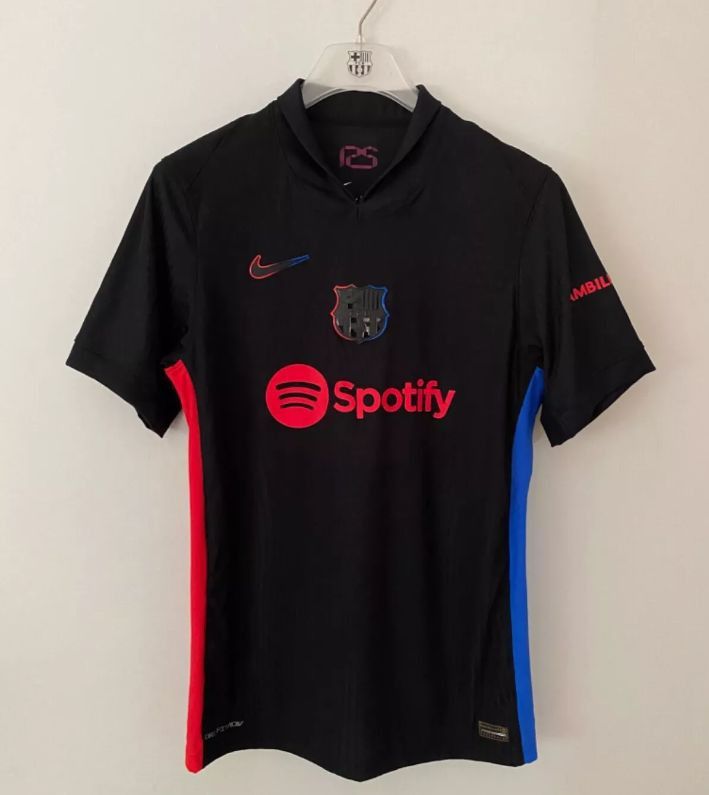 Barcelona 24/25 Away