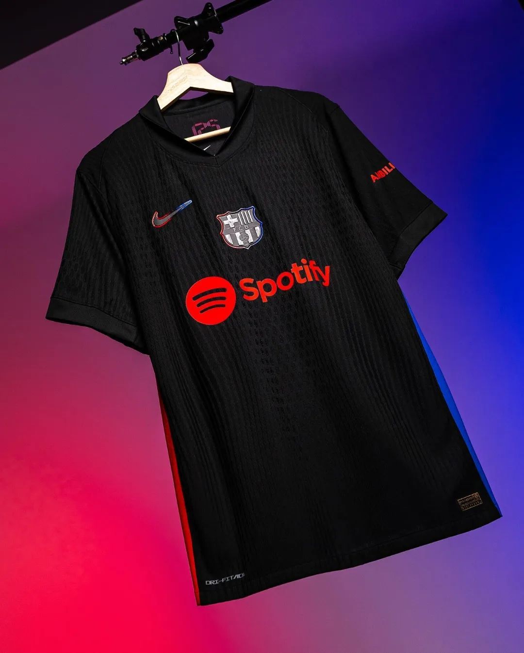 Barcelona 24/25 Away