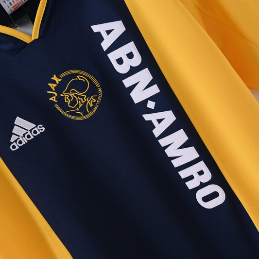 Ajax 2000/01 Away