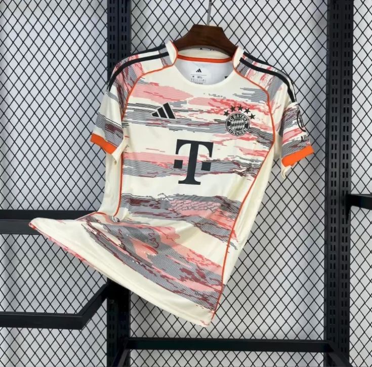 Bayern Munich 25-26 Away