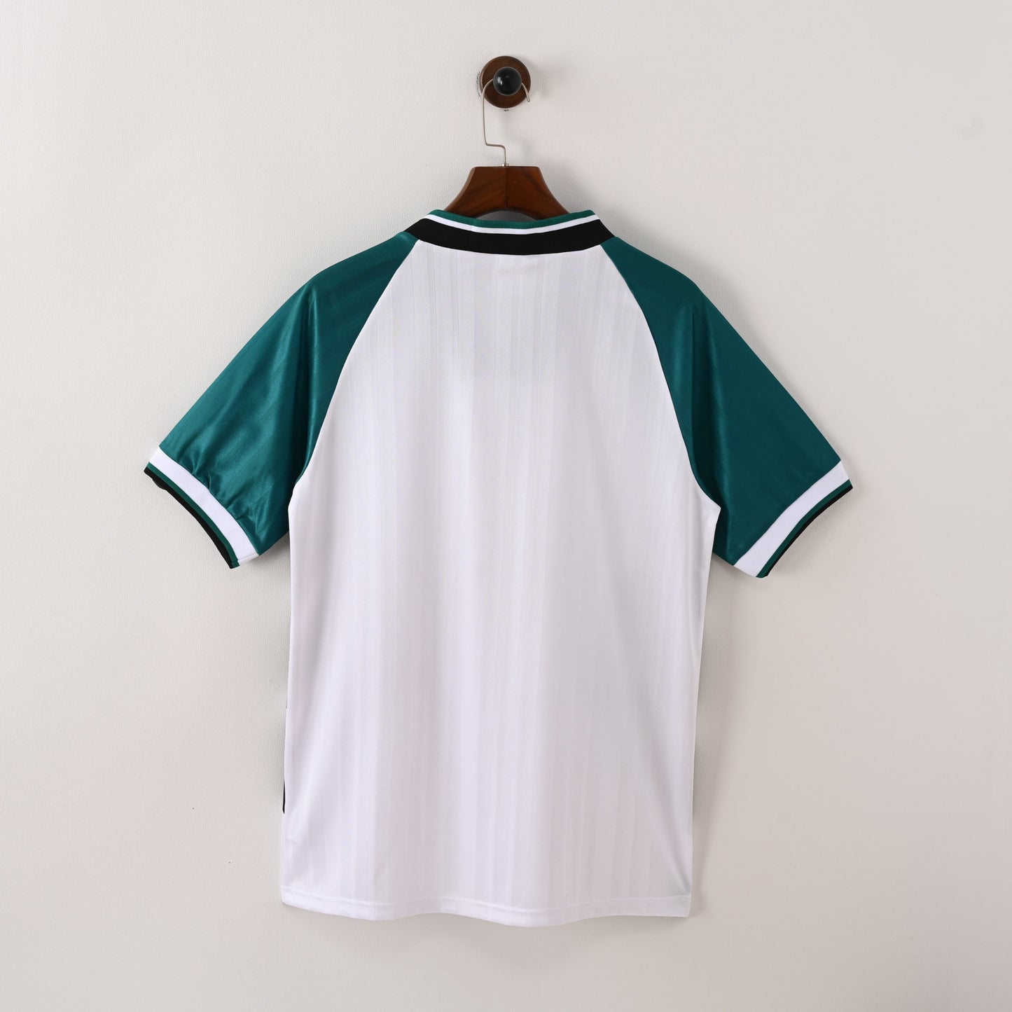 Liverpool 1993/95 Away
