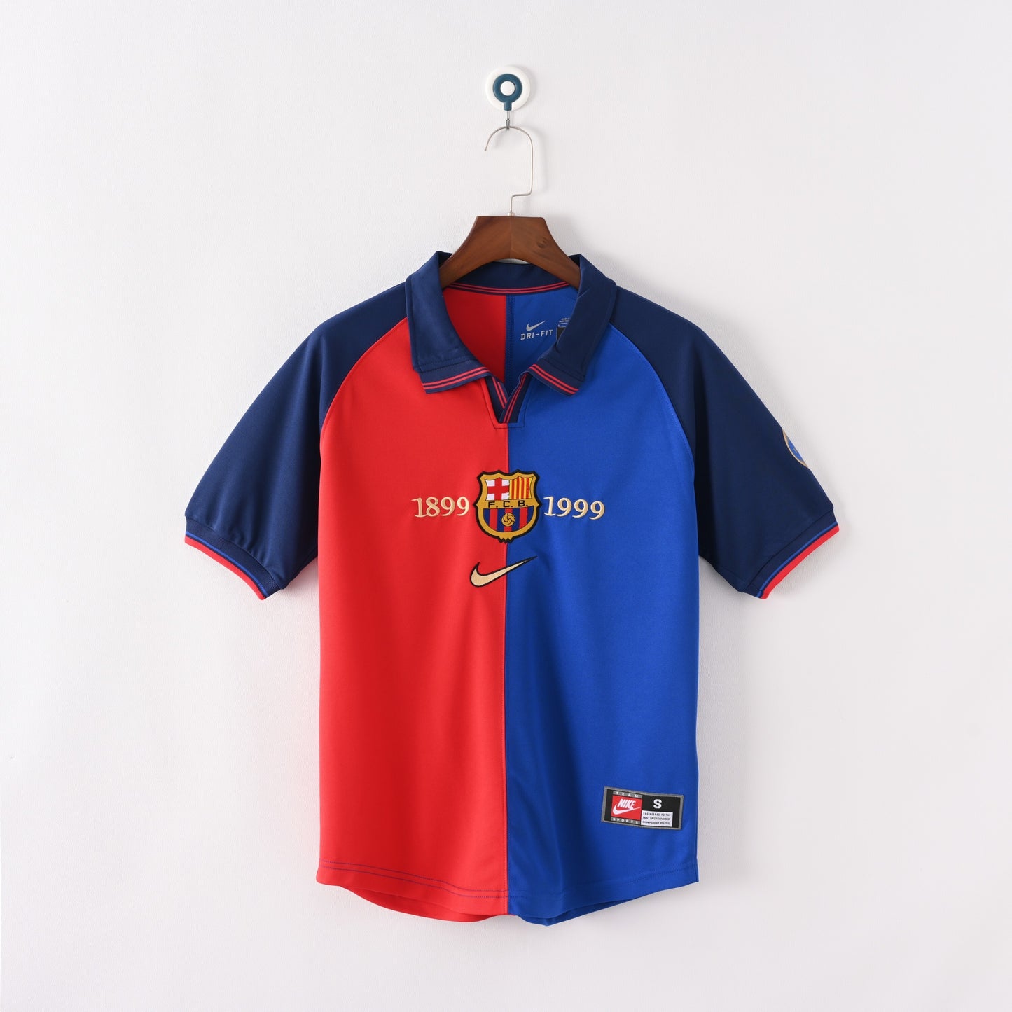 Barcelona 1989/1999 Home