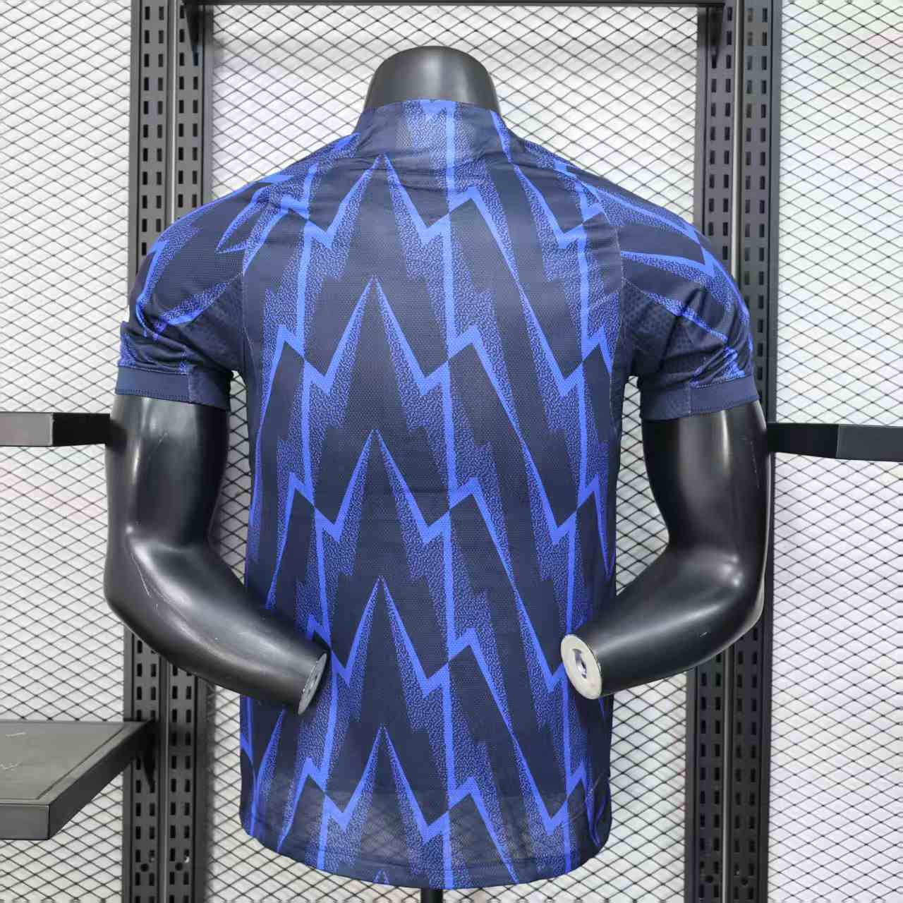 Arsenal 25-26 Away