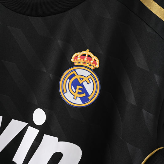 Real Madrid 2011/12 Away