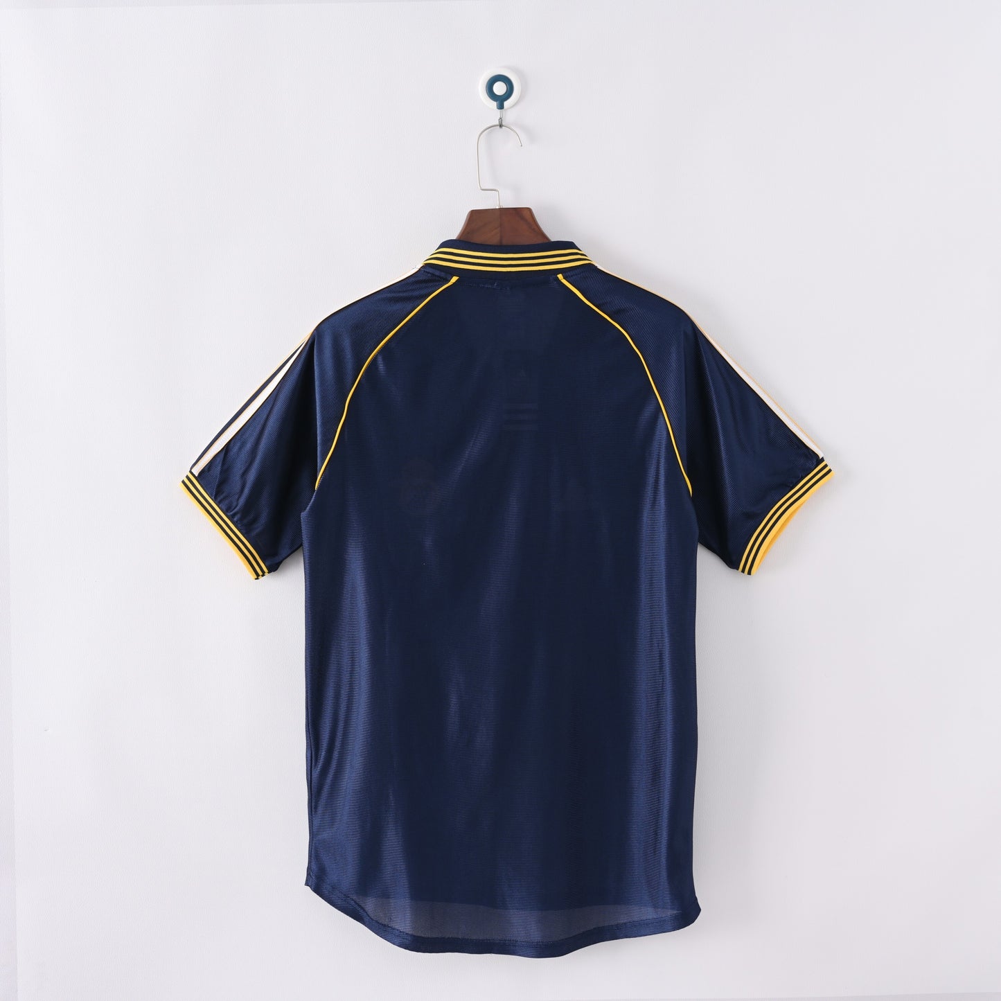 Real Madrid 1999/00 Away