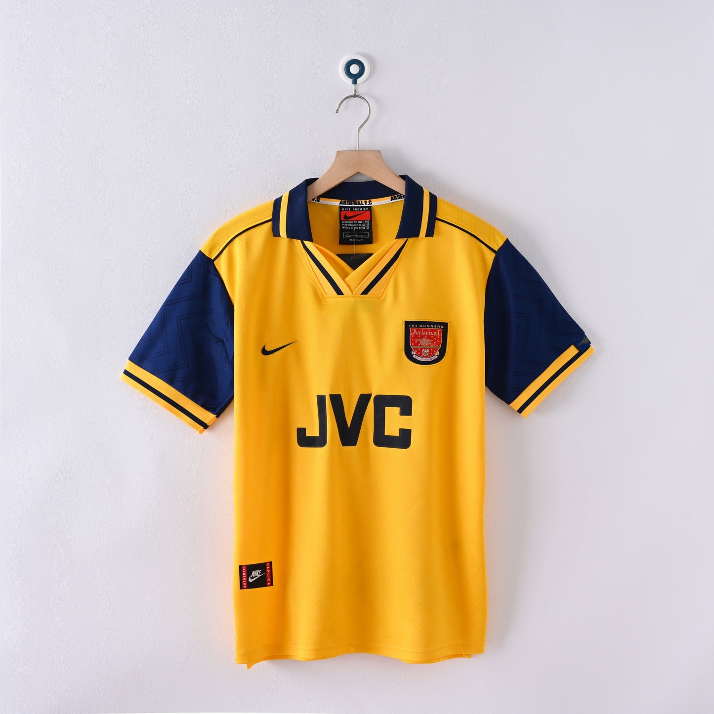 Arsenal 1996/97 away