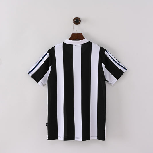 Newcastle United 1995/96 Home