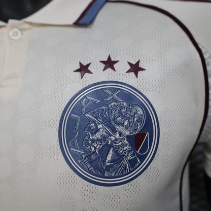 Ajax  25-26 Away