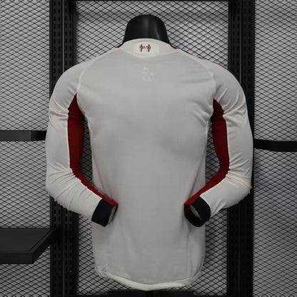 Liverpool 25-26 Away