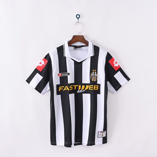Juventus 2001/02 Home