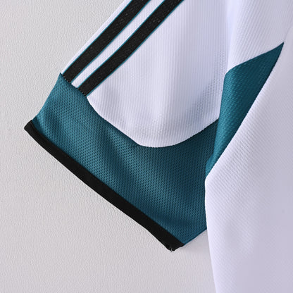 Newcastle 1999/00 Away