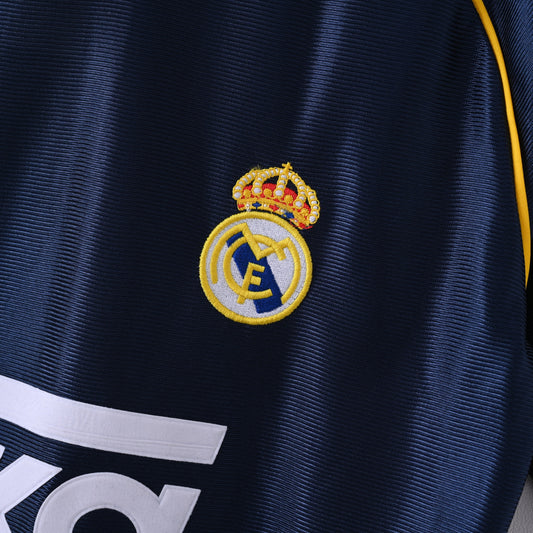 Real Madrid 1999/00 Away
